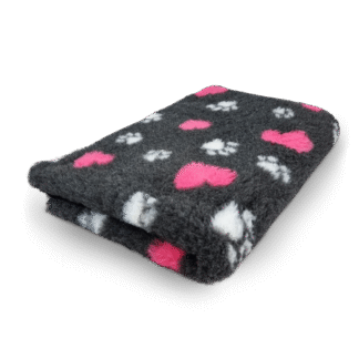 VetBed komevärviline, käpad ja südamed, suurus 150X100cm